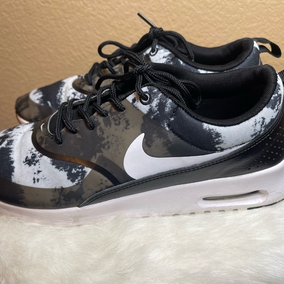 Nike Air Max Thea Camo Paint Strokes Athletic Shoe - Picture 3 of 5